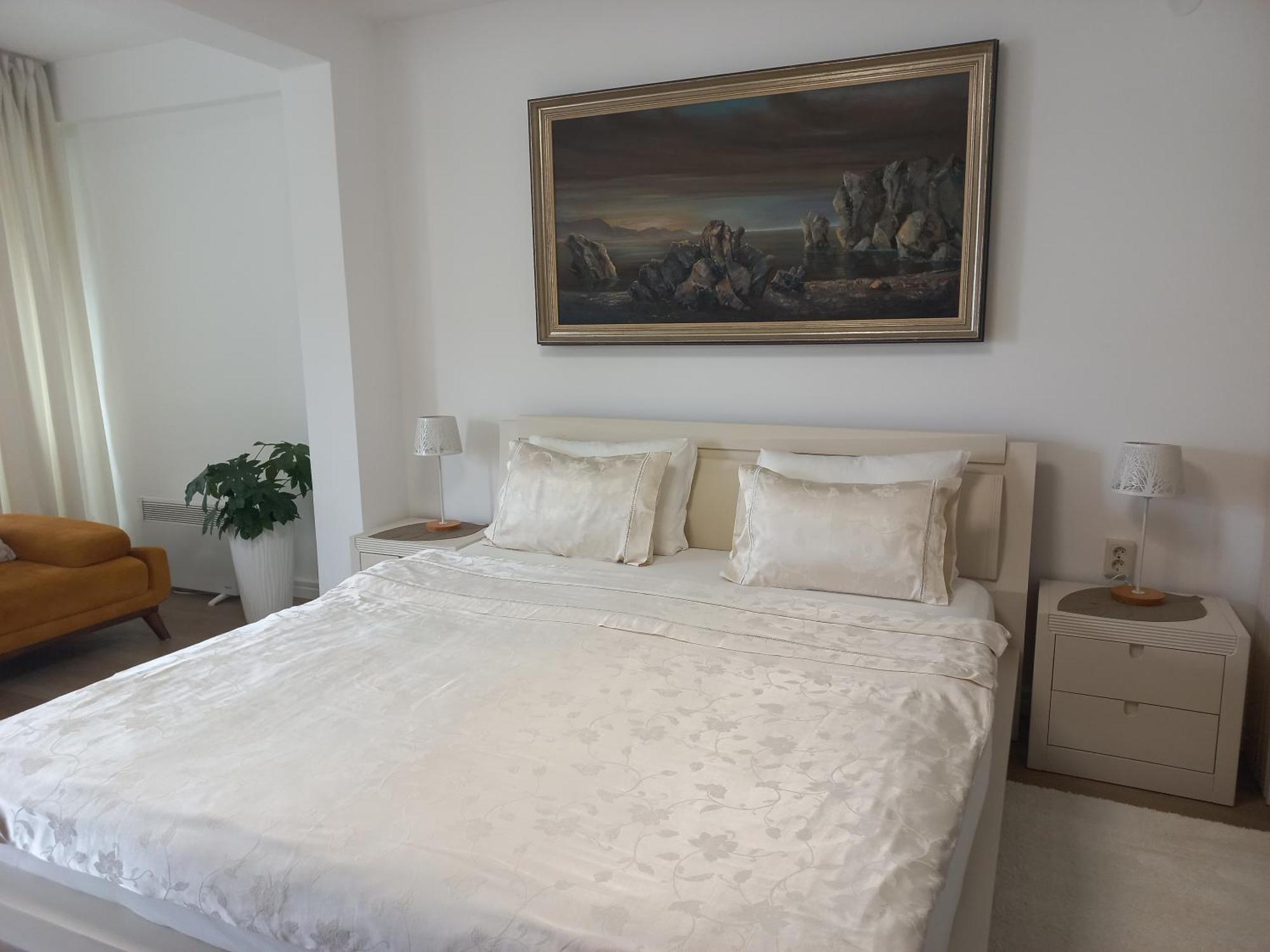 Egon Lägenhet Budva