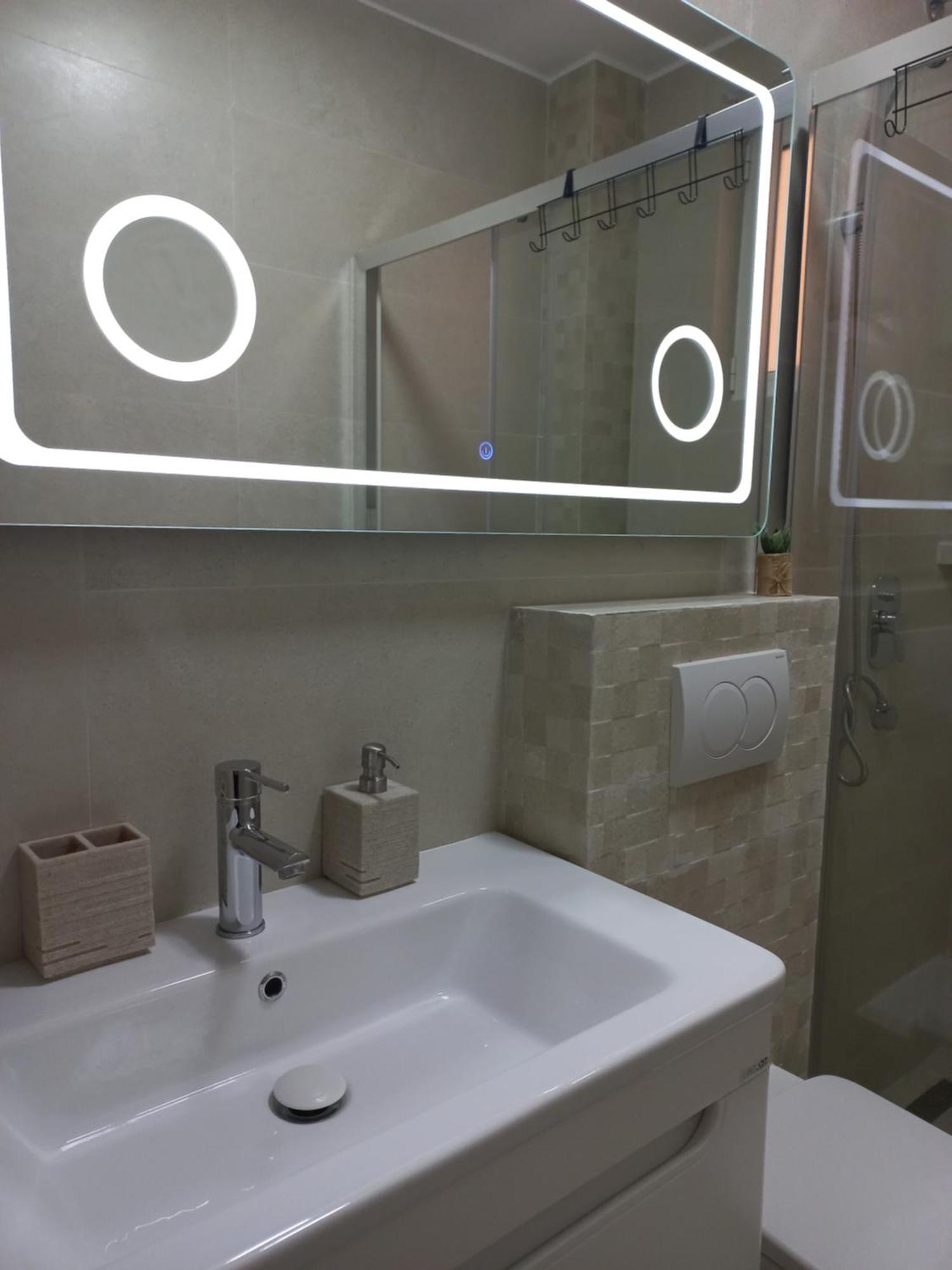 Egon Apartament *